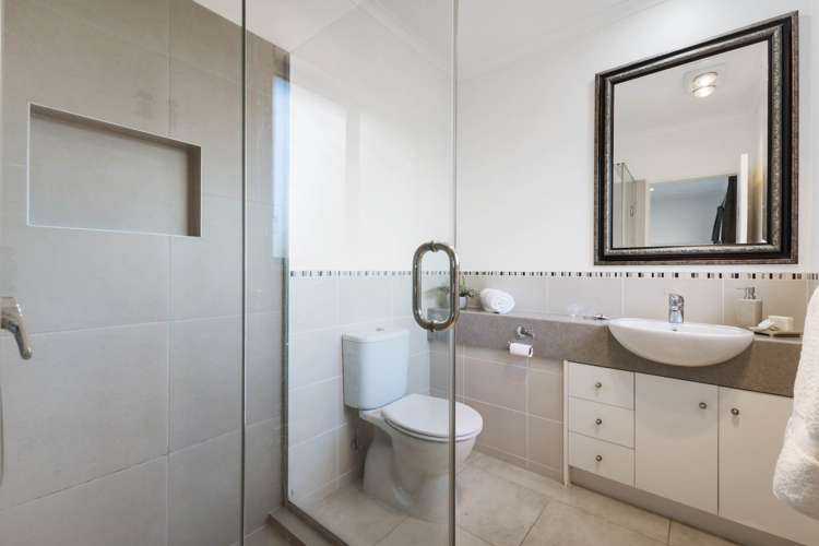 50 Aberdeen Crescent Wattle Downs_13