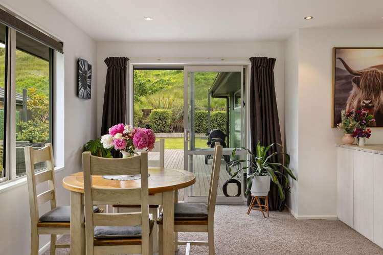 35 Woodstock Road Shotover Country_9