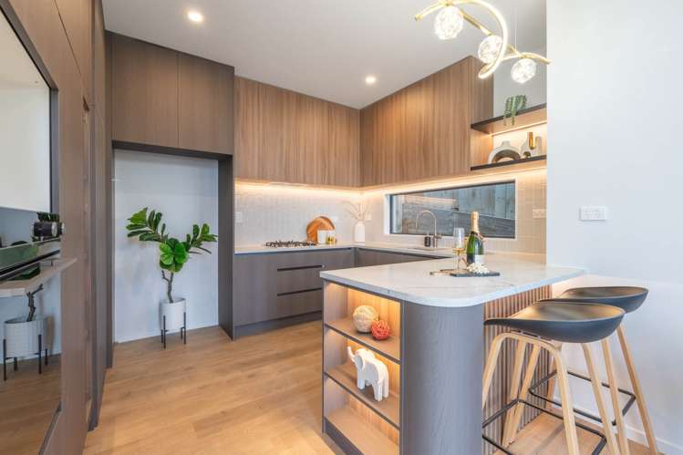 1-4/16 Tetrarch Place Totara Vale_8