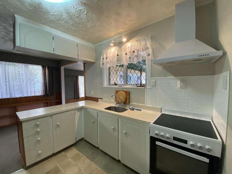 32 Corks Road Kamo West_5