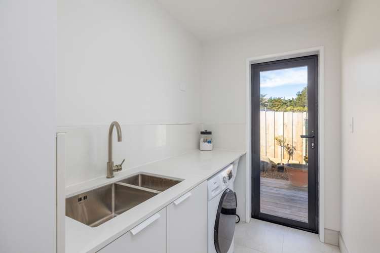 23 Muriwai Drive Diamond Harbour_16