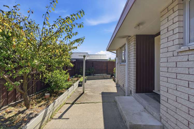 1/204 Riverlaw Terrace Saint Martins_18