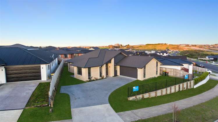 13 Waireka Road Rototuna North_22