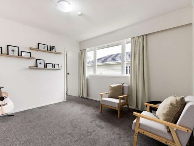 5 Sutton Crescent Hillcrest_3