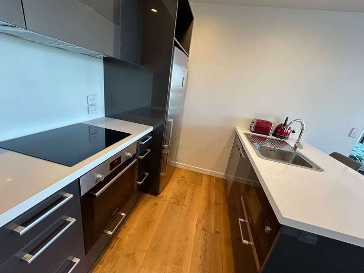 201A/8 Lakewood Court Manukau_8