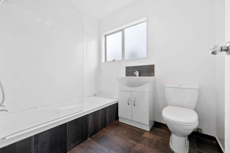 3&3A Mildmay Road Henderson_15