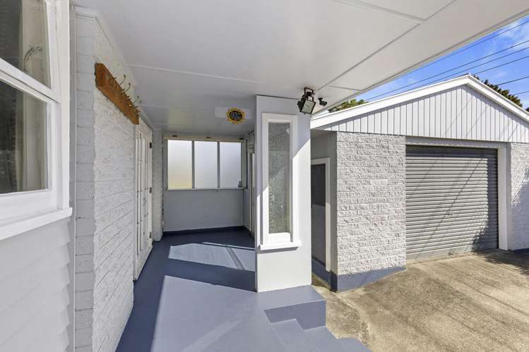 83 Thackeray Street Trentham_3