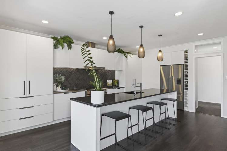 5 Whitby Place Westown_1