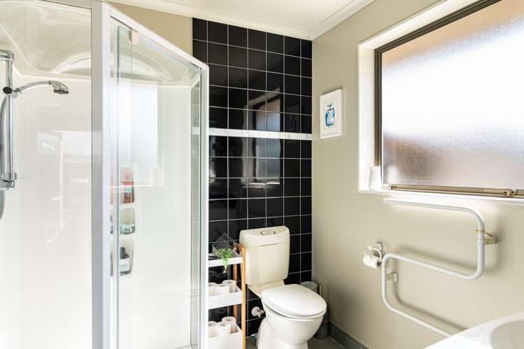 20 Cambelldon Crescent Stoke_9