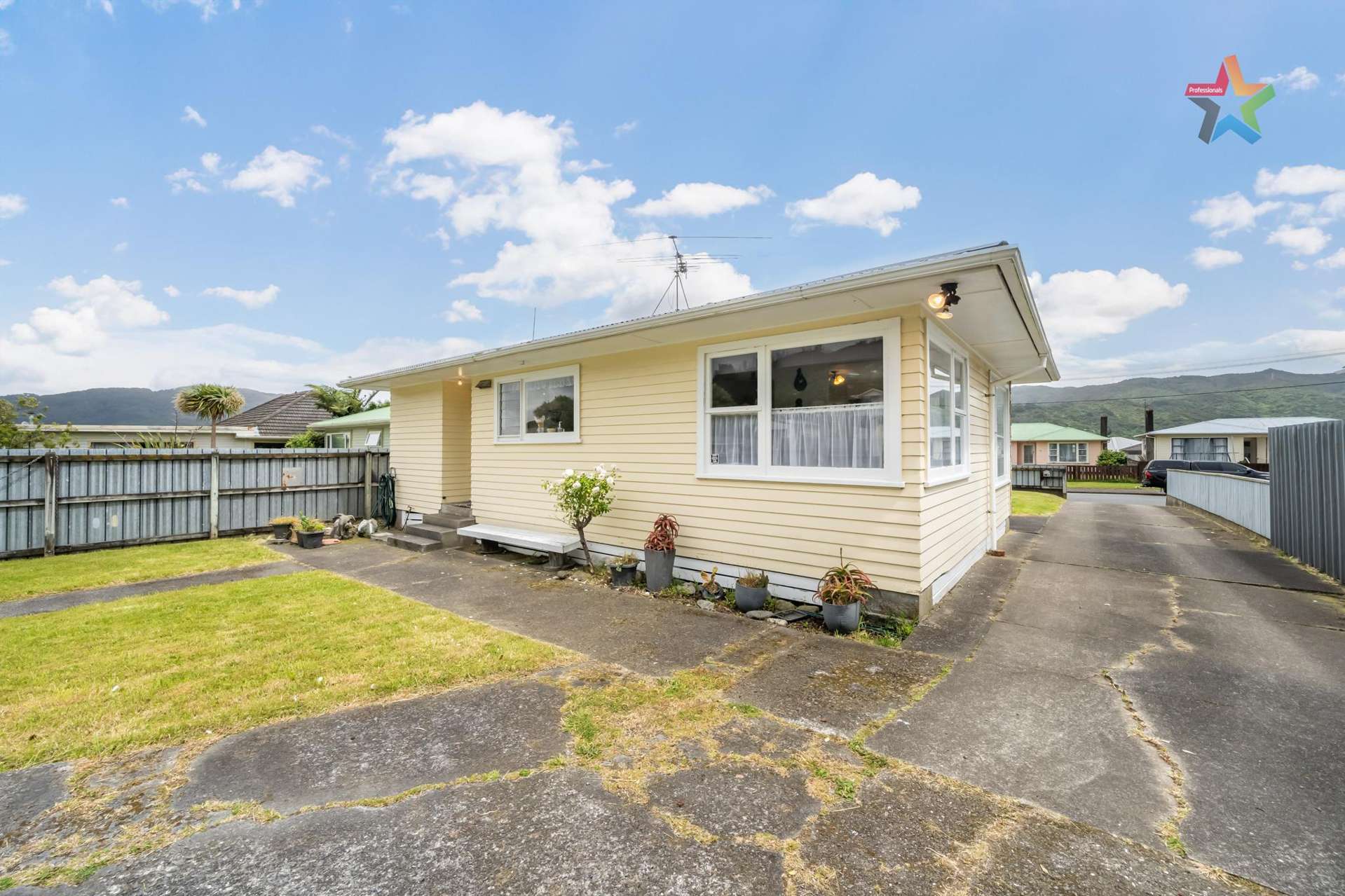 22 Ruthven Road Wainuiomata_0