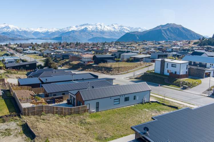 211 Aubrey Road Wanaka_7