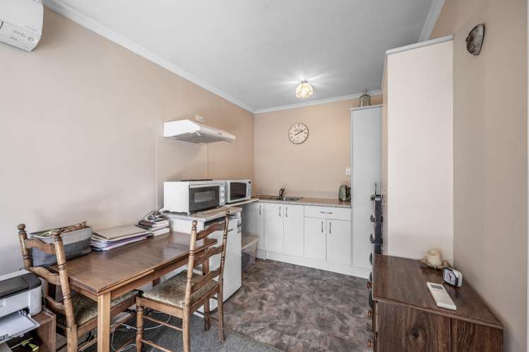 442 Queens Drive Windsor_15