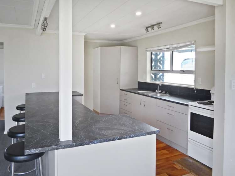 84 Seabury Avenue Foxton Beach_1