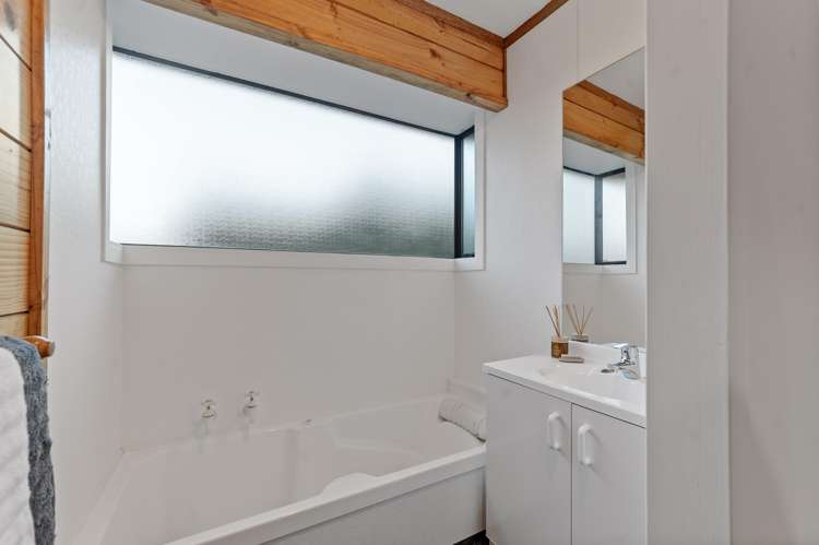 7 De Renzie Place Kirwee_14