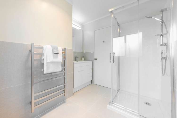 2/2 Basilton Close Bucklands Beach_18