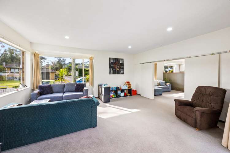 12 Woodfern Crescent Titirangi_2