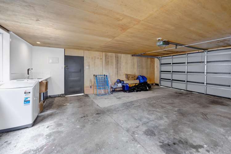 56 Warwick Road Stratford_18