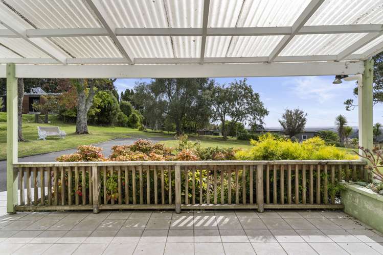 87 Carter Road Oratia_10