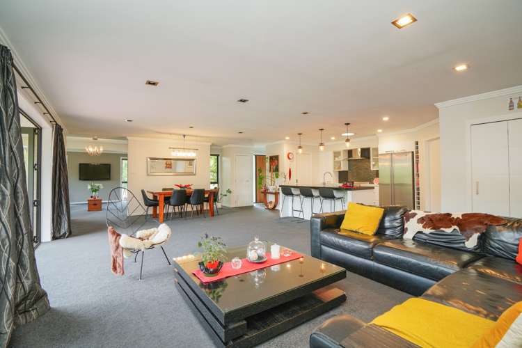 40 Matua Grove Otatara_9