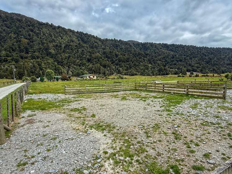 221 Docherty Creek Rd and Waiho Flat Road Franz Josef_17