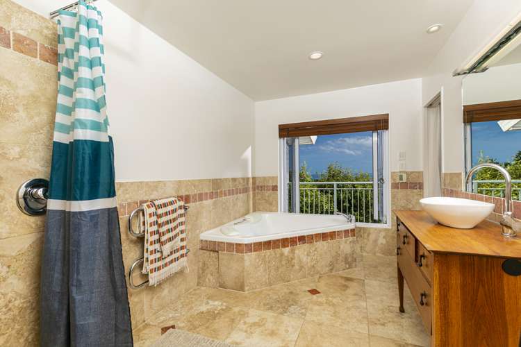 77 Waitea Road Muriwai_17