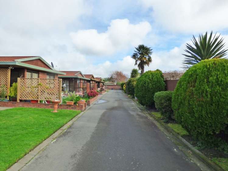 2/14 Avondale Road Taradale_14