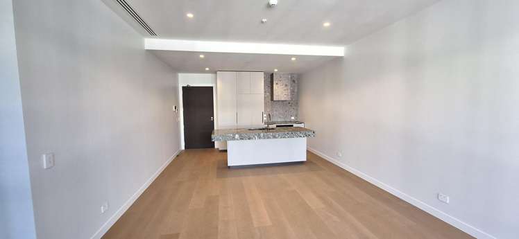 406/81 Carlton Gore Road_0