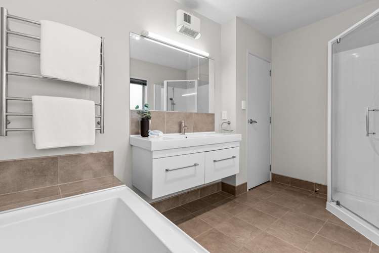 2 Edwards Street Frimley_16