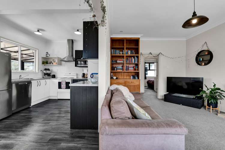 23 Waimea Street Westown_14