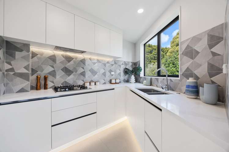 16 Hughs Way Flat Bush_12