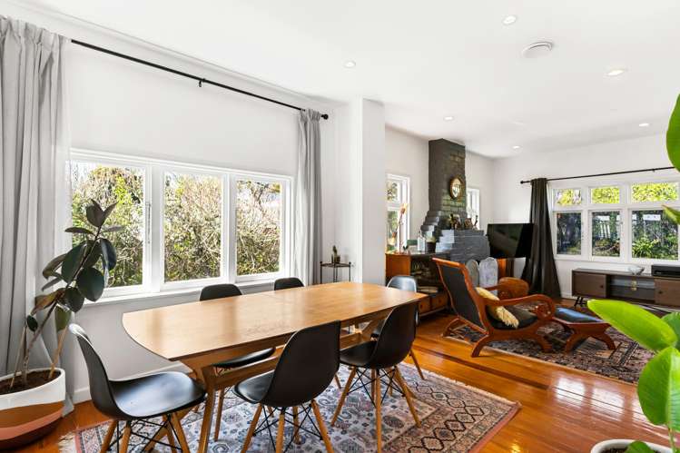 189 Godley Road Titirangi_14