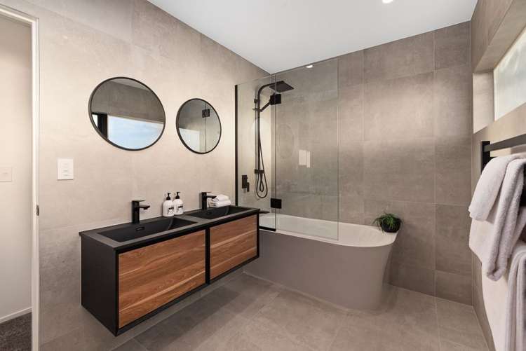 131 Churchill Road Rothesay Bay_14