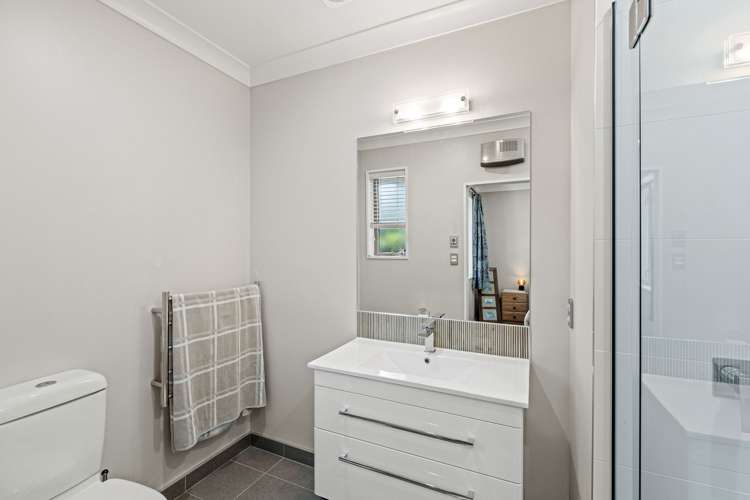 144 Hussey Road Northwood_20