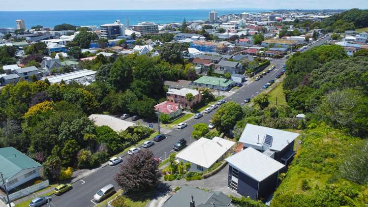 67a Fulford Street New Plymouth Central_29