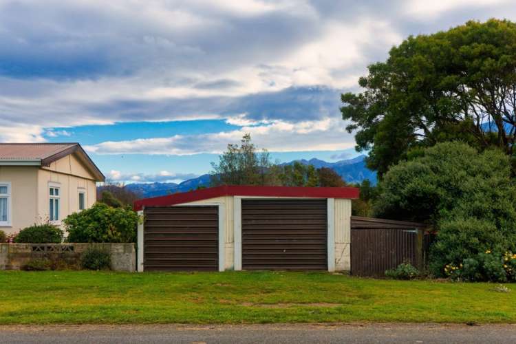 79 Old Beach Road Kaikoura Flat_24
