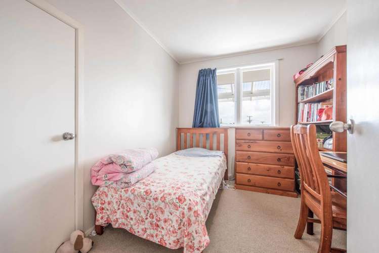 2 Geordie Street Henderson_8