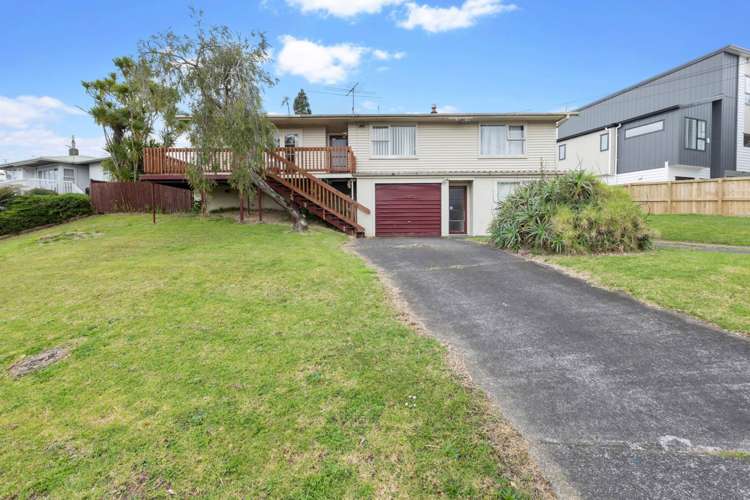 126 Vodanovich Road Te Atatu South_1