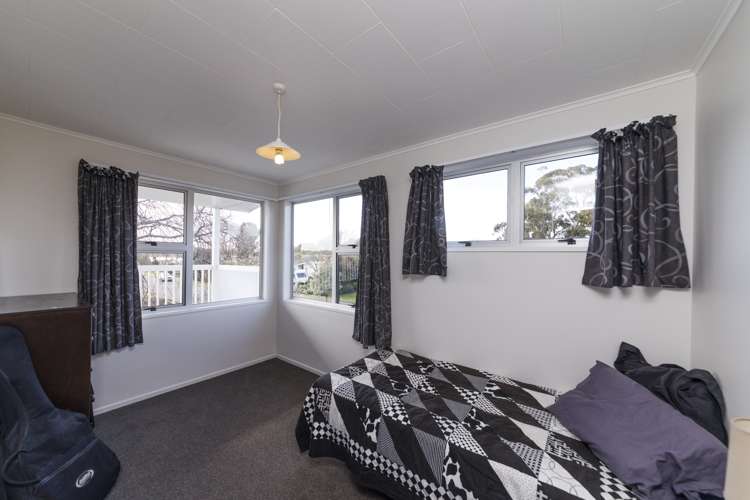 22 Fairview Avenue Feilding_19