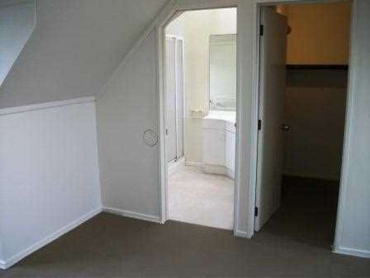 2/7a Selbourne Street Grey Lynn_9