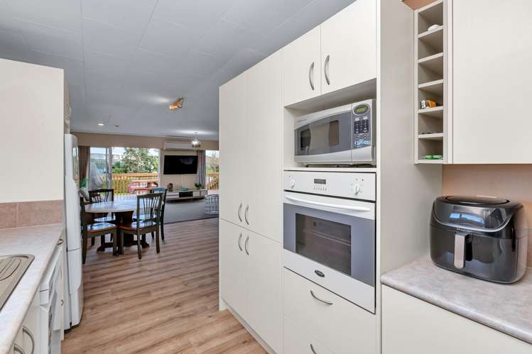 15 Pyle Road West One Tree Point_18