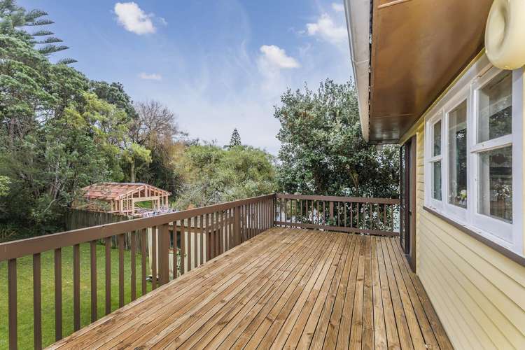 6 Ernest Street Porirua East_14