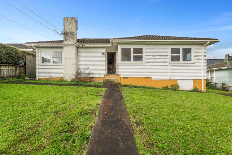 37 Featherston Crescent_0