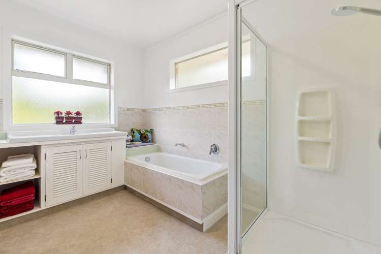 72 Pah Road Cockle Bay_19
