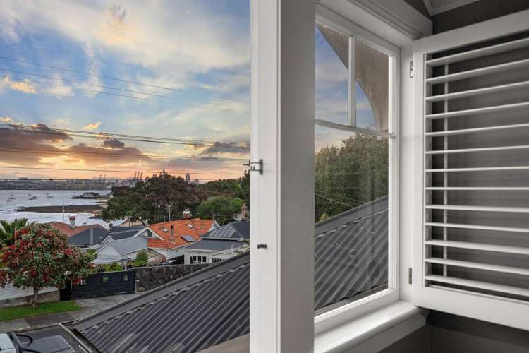 3 Jubilee Avenue Devonport_30