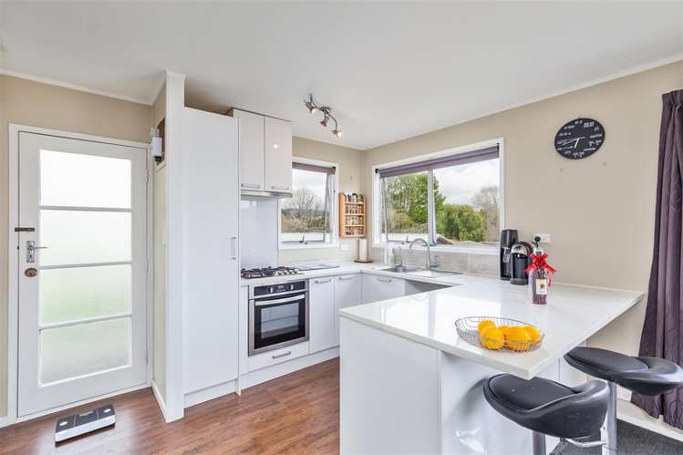 2/121 Seymour Road Sunnyvale_1