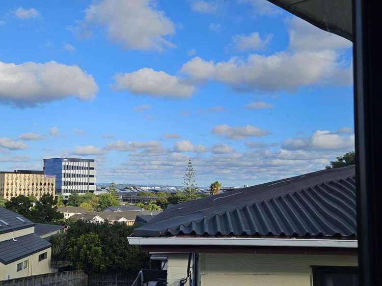 8a Rayma Place Mount Wellington_1