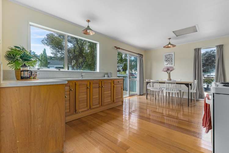 1 Cassley Crescent Papakowhai_7