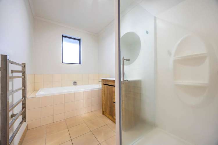 6b Twin Court Albany_18