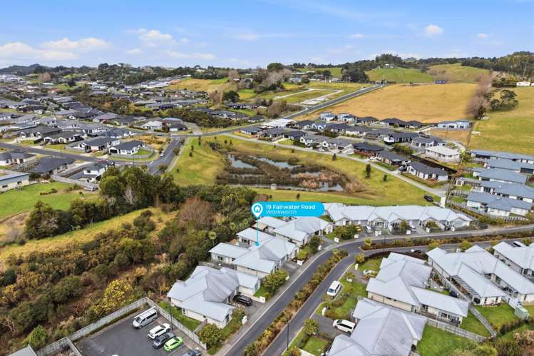 19 Fairwater Road Warkworth_15