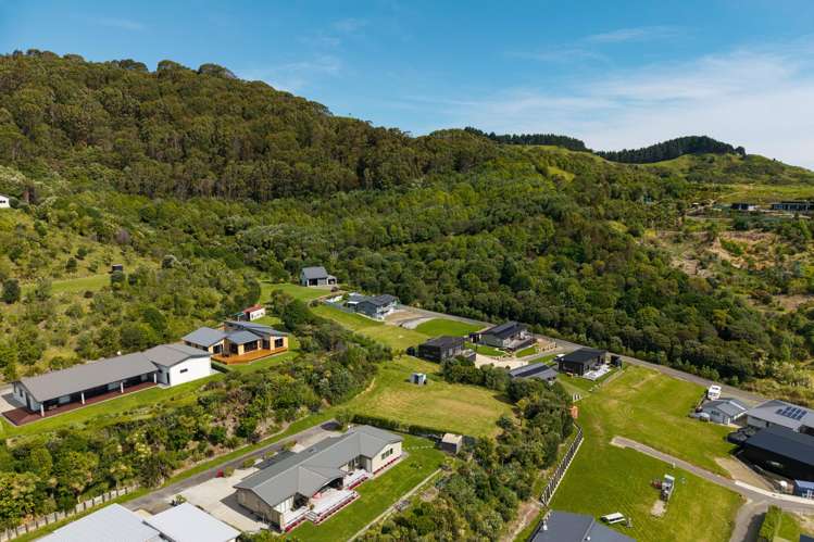 18 Mahia Heights Drive_5